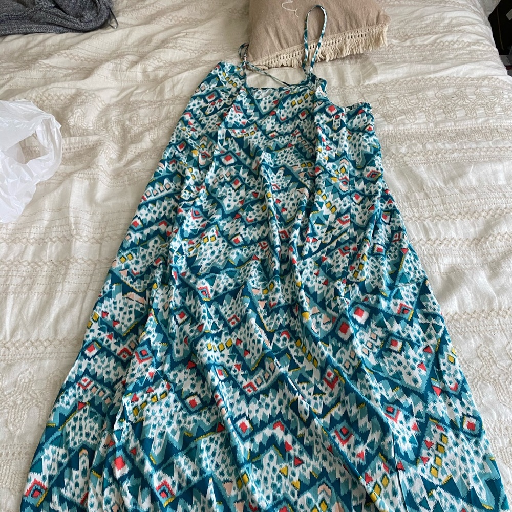Old navy maxi dress (medium)